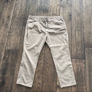 American Eagle Men’s Next Level Flex Khakis 44x32